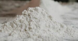 Tutti i modi per usare il bicarbonato di sodio, dalla cura della persona alle pulizie di casa