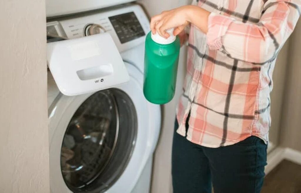 Motivi della muffa nella lavatrice