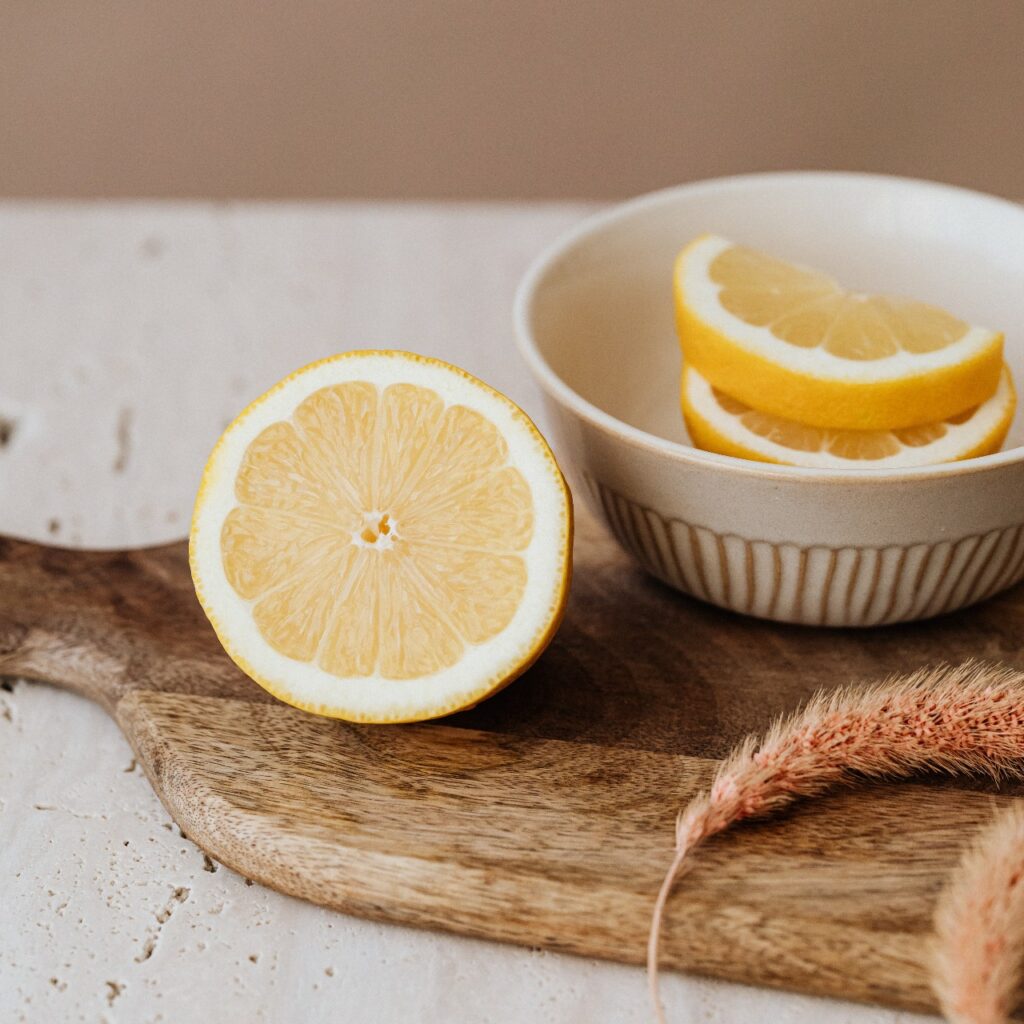 Limone per sbiancare le tende