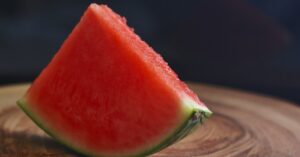 Come conservare l’anguria sia nel frigo che nel freezer