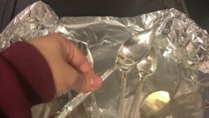 Carta stagnola: sorprendenti utilizzi inaspettati e i vantaggi pratici per la casa e la cucina che devi assolutamente conoscere