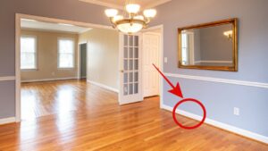 Come pulire i battiscopa dalla polvere con un po’ di questo ingrediente naturale