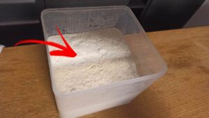 La farina scaduta si può usare? Rispondono gli esperti