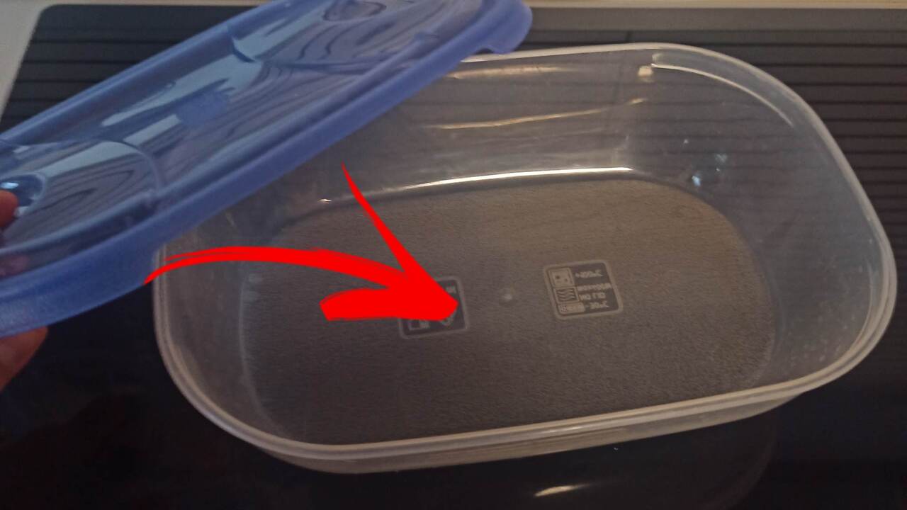 contenitori di plastica