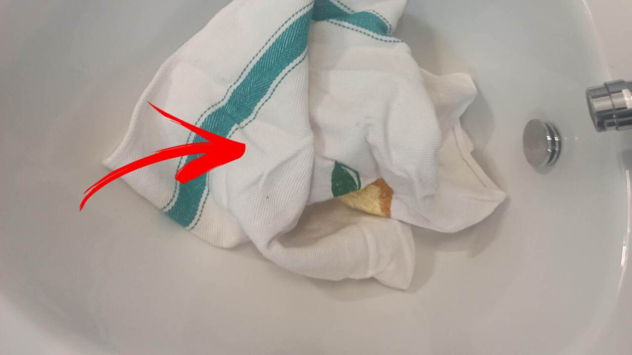 strofinacci macchiati