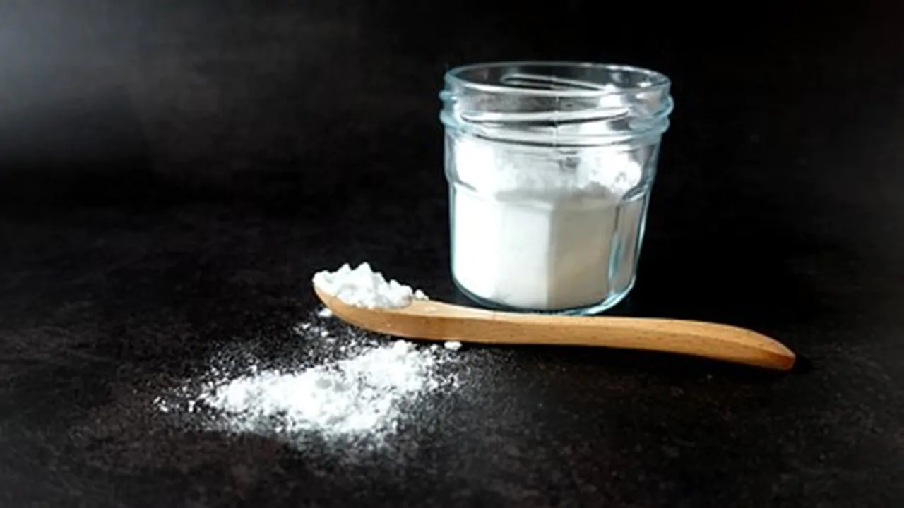 polvere nel bicchiere