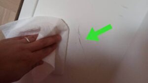 I TRUCCHI geniali per rimuovere segni e macchie dai muri