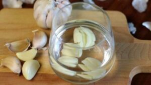 Andiamo a conoscere e preparare l’antichissima cura tibetana dell’aglio