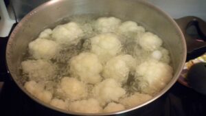 Come cucinare cavoli e broccoli senza cattivo odore