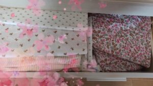 Come mantenere lenzuola profumate con un trucchetto efficace