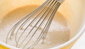 In cucina con Antonino Cannavacciuolo: la sua pastella per una frittura perfetta