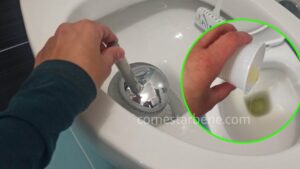 Calcare nel wc? Prova questi 4 infallibili TRUCCHI e guarda i risultati