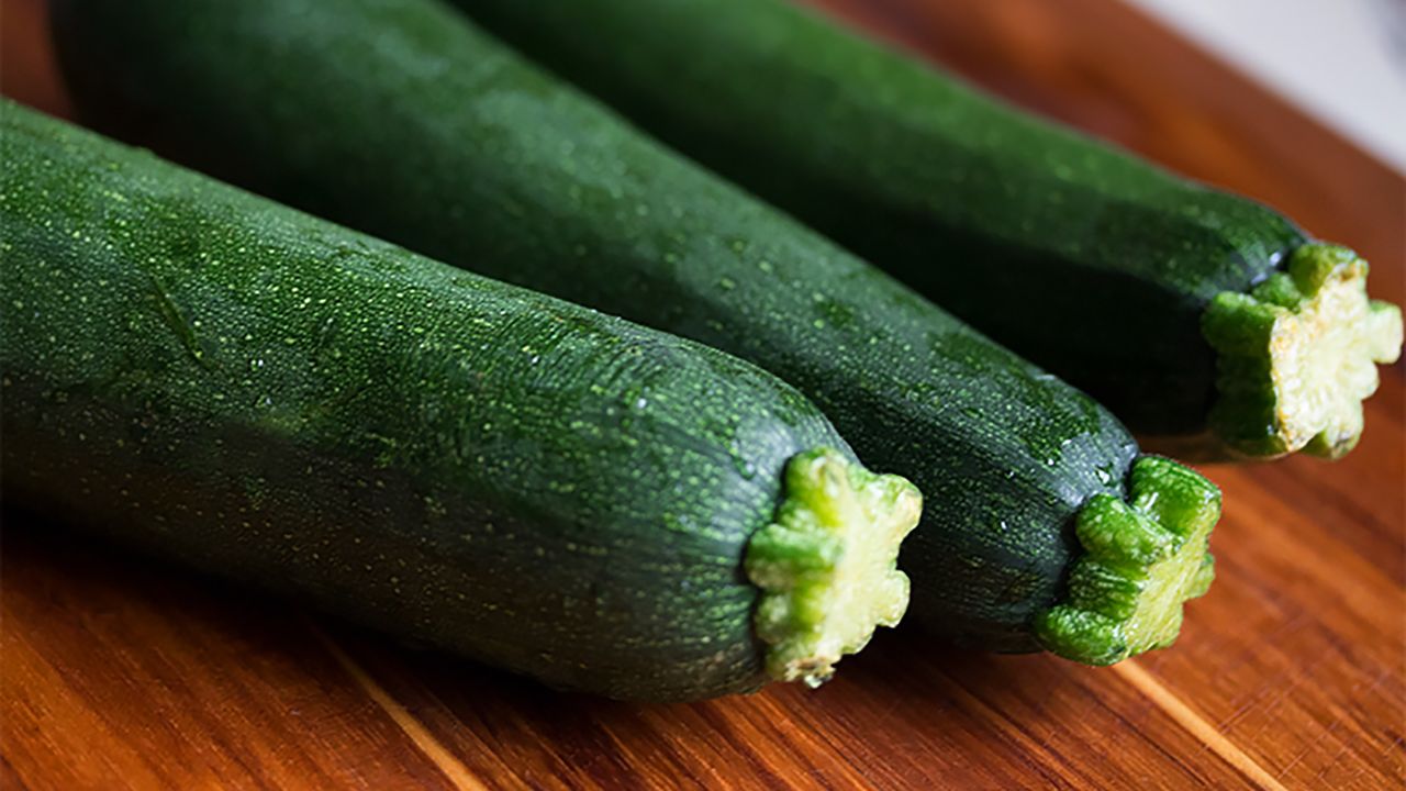 Zucchine sul tavolo