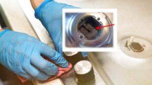 Il rimedio per pulire a fondo gli ugelli del tuo piano cottura