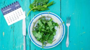 Le erbe spontanee da raccogliere e consumare a Novembre: queste sono le più buone