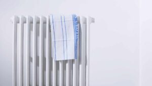 Casa profumatissima grazie ai termosifoni: hai bisogno solo di un panno