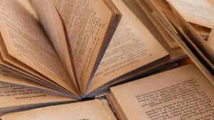 Libri ingialliti, tutti i trucchi che non ti aspetti per risolvere il problema