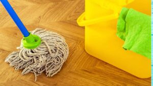 Pulire il mocio? Grazie a questi consigli lo farai nel modo giusto