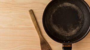 Padelle antiaderenti: i consigli indispensabili per non rovinarle