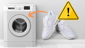 Devi lavare le scarpe in lavatrice? Attenzione però a non dimenticare di fare questo prima
