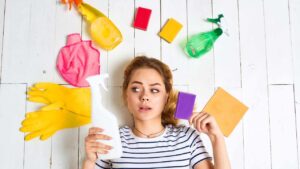 Le pulizie da effettuare a Novembre per affrontare il freddo invernale con serenità