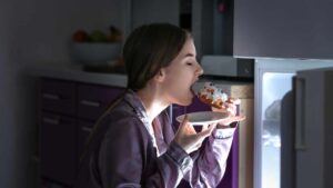 7 cibi che non dovresti mangiare la sera
