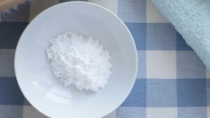 Ti insegno a preparare una soluzione super efficace per la tua casa e ti svelo anche per cosa devi usarla