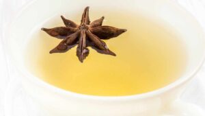 Infusi per combattere il colon irritabile in maniera naturale