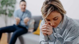 6 persone tossiche di cui dovresti sbarazzarti se vuoi essere felice