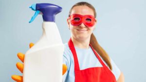 Risparmio tanto tempo da quando pulisco casa con questo sgrassatore: lo preparo da sola