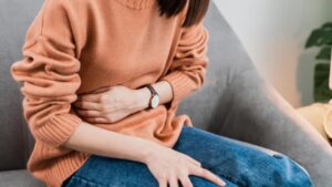 Aerofagia, basta aria nella pancia grazie a questi rimedi naturali per alleviare il fastidio