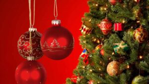 Le palline sull’albero di Natale non vanno messe a caso: come renderlo perfetto!