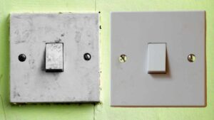 Interruttori della luce sporchi, tornano come nuovi: puliscili così