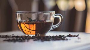 Dolori e infiammazioni? Questo tè ai chiodi di garofano è la risposta