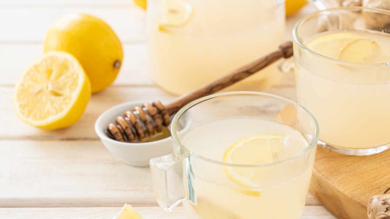 preparazione acqua zenzero