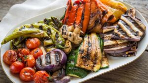 Verdure grigliate senza attaccarsi: scopri il segreto per un piatto succulento e saporito