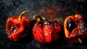 Arrostire i peperoni in friggitrice ad aria per un piatto gustoso e veloce senza fatica: ti svelo come fare