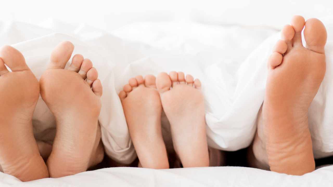 cause piante dei piedi gialle