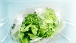 Niente carta stagnola né pellicola trasparente: ecco come i giapponesi conservano le verdure