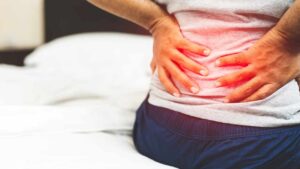 Causa del dolore alla schiena bassa e come alleviarlo