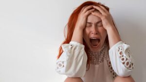 Le malattie mentali spesso si nascondono in una “giornata brutta”, ma ci sono sintomi ricorrenti che indicano la presenza di altro