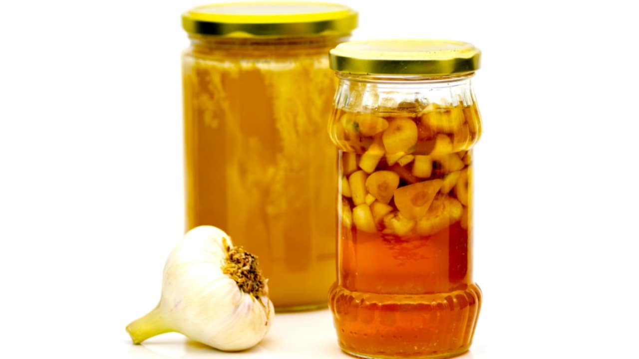 rimedio aglio, miele e aceto di mele