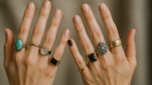 Cosa dicono gli anelli di te? Ogni dito dice qualcosa che dovresti sapere