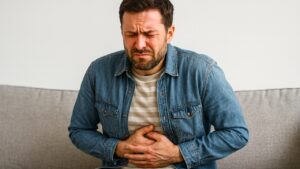 Mai più gas e gonfiore: scopri le 5 tisane che cambieranno la tua digestione