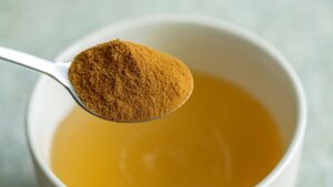 Questa combinazione di ingredienti ti farà sentire sgonfia e ti farà dormire tutta la notte. Cosa aspetti a provare?