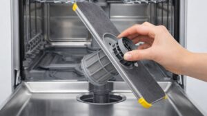 La lavastoviglie ha un cattivo odore? Puliscila in 5 semplici passaggi e tornerà fresca e profumata!